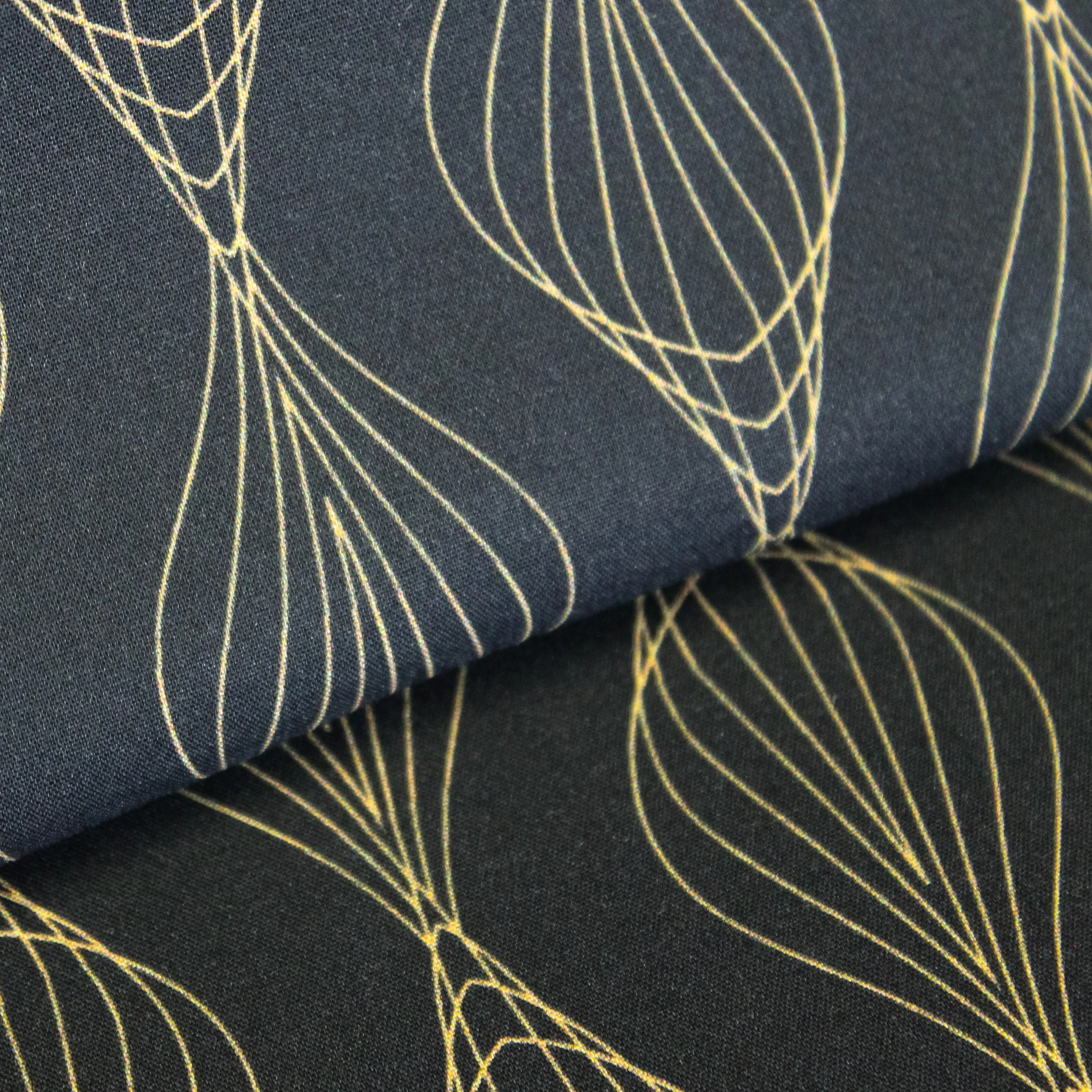 Polyester blauw met geometrisch motief - Knipmode